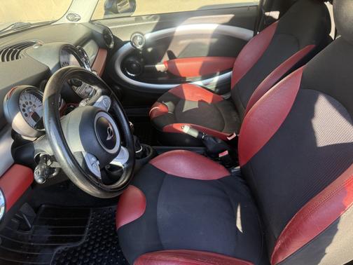 2010 MINI Cooper Base