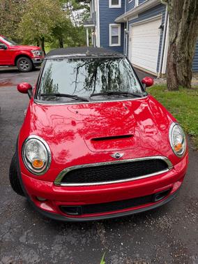 Red 2013 MINI Convertible Cooper S
