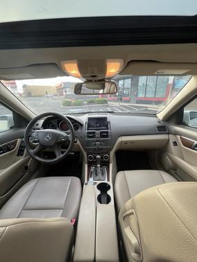 2011 Mercedes-Benz C-Class C 300 4MATIC Luxury