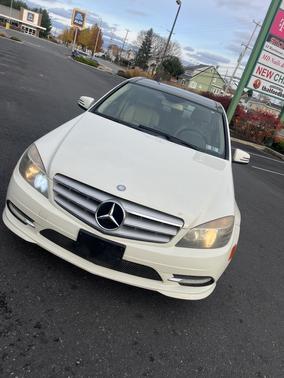 2011 Mercedes-Benz C-Class C 300 4MATIC Luxury