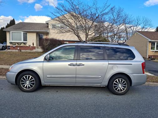 2012 Kia Sedona EX