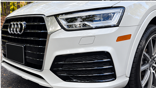 White 2018 Audi Q3 2.0T Sport Premium