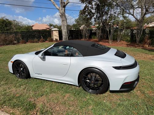 2026 Porsche 911 911 Carrera 4 GTS Cabriolet