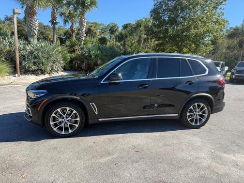 Black 2023 BMW X5 xDrive40i