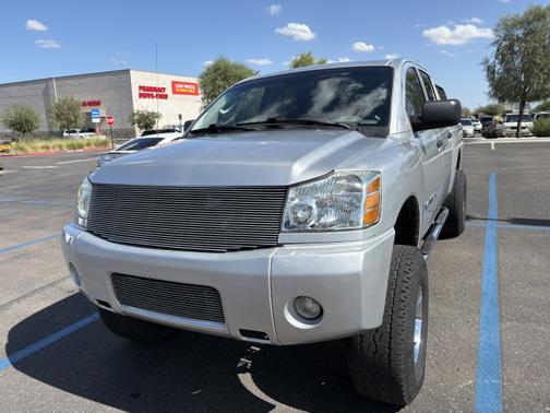2006 Nissan Titan XE Crew Cab