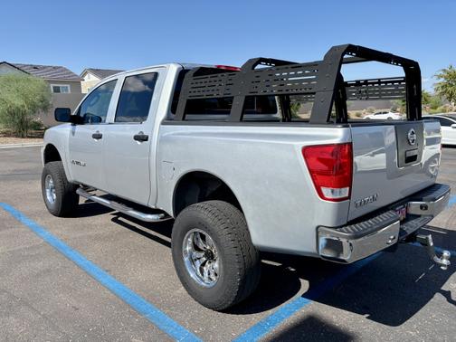 2006 Nissan Titan XE Crew Cab