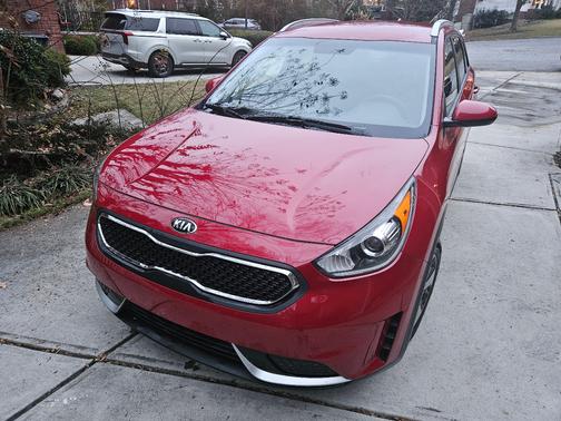 2017 Kia Niro LX