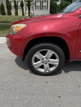 2007 Toyota RAV4 Sport