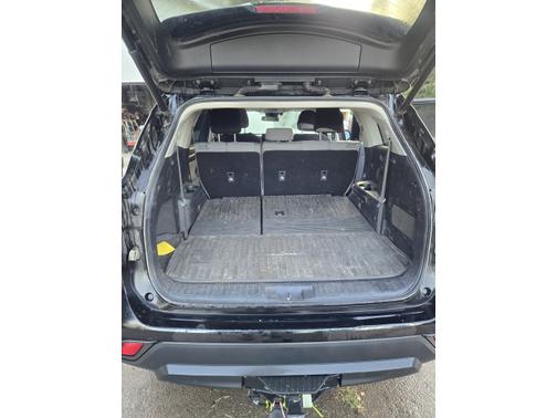 Black 2020 Toyota Highlander Hybrid LE