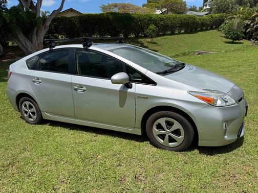 Silver 2014 Toyota Prius Two