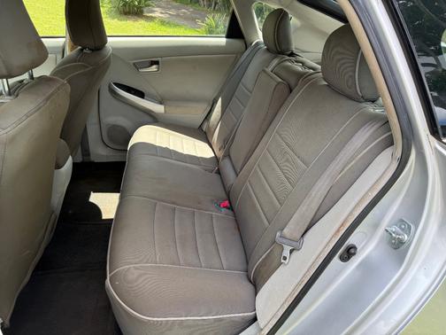 Silver 2014 Toyota Prius Two