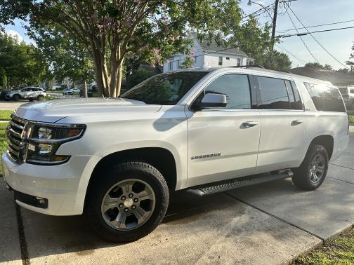 2020 Chevrolet Suburban LT