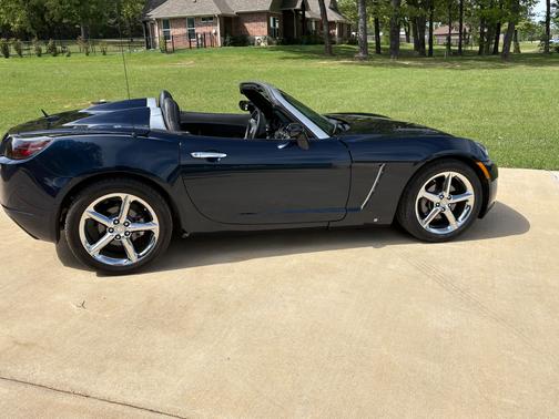 2007 Saturn Sky Red Line