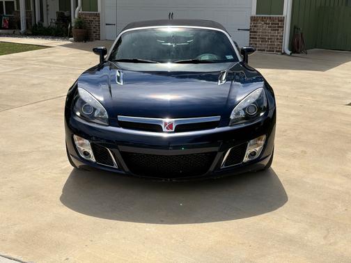 2007 Saturn Sky Red Line