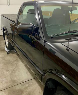 1999 Chevrolet S-10 LS