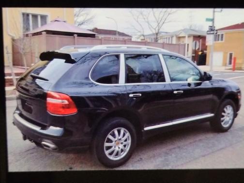 2009 Porsche Cayenne Base