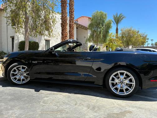 Black 2015 Ford Mustang GT Premium