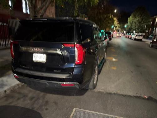 Blue 2022 GMC Yukon SLT