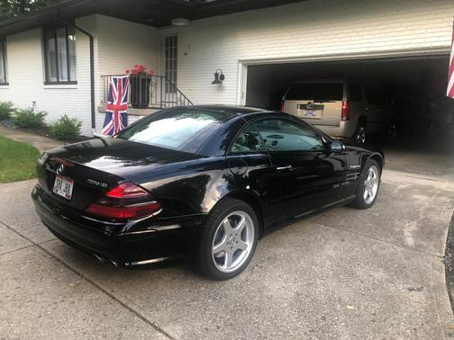 Black 2004 Mercedes-Benz SL-Class SL55 AMG