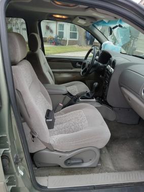 2004 GMC Envoy SLE