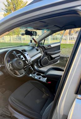 Gray 2018 Subaru Outback 2.5i Premium