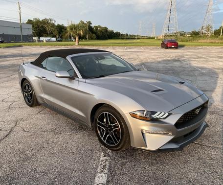 2022 Ford Mustang EcoBoost Premium