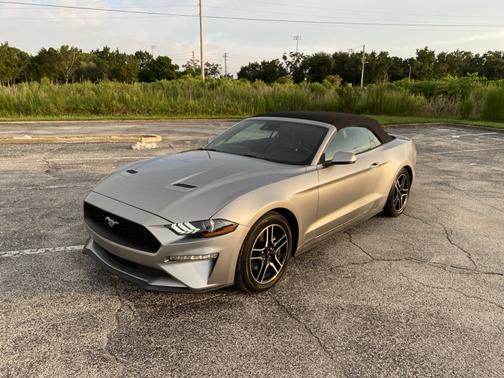 2022 Ford Mustang EcoBoost Premium