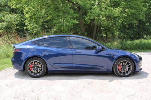 2022 Tesla Model 3 Long Range
