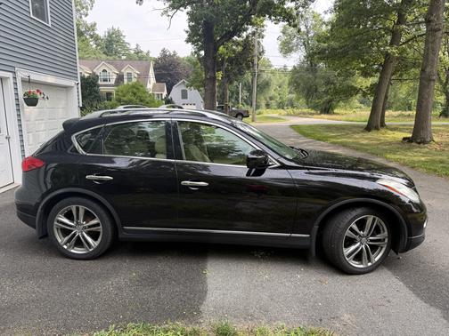 Black 2013 INFINITI EX37 Journey