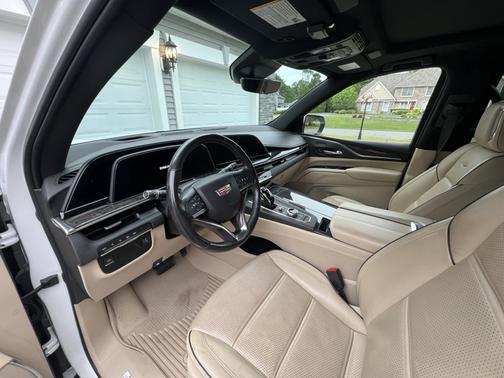 2021 Cadillac Escalade ESV Premium Luxury