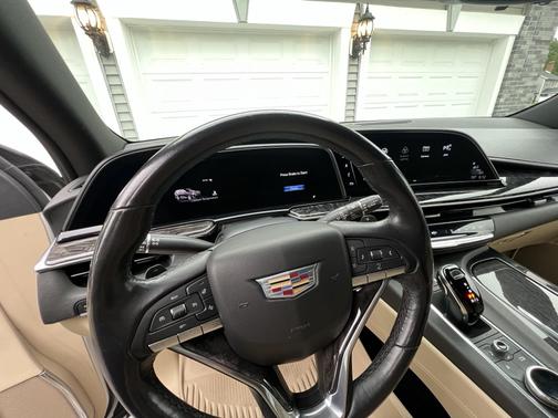 2021 Cadillac Escalade ESV Premium Luxury