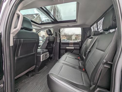 Photo 4 of 17 of 2017 Ford F-450 Lariat