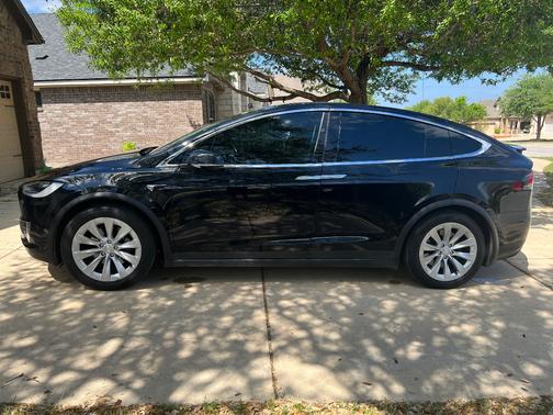 Black 2017 Tesla Model X 90D