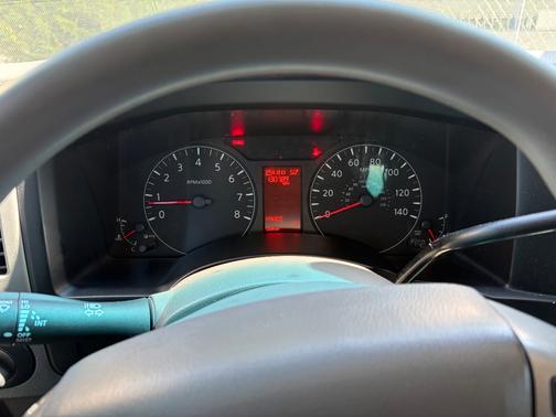 2015 Nissan NV Passenger NV3500 HD S V6