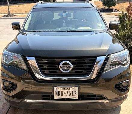2017 Nissan Pathfinder SL