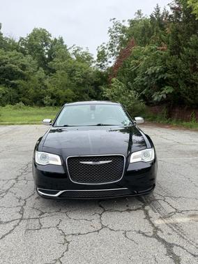 Black 2019 Chrysler 300 Touring