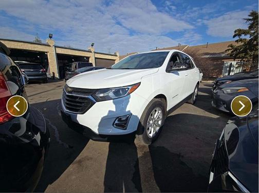 White 2018 Chevrolet Equinox LT