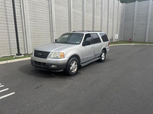 2004 Ford Expedition XLT