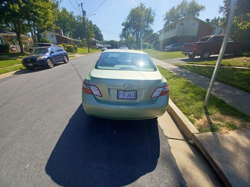 Photo 4 of 6 of 2007 Toyota Camry Hybrid Base