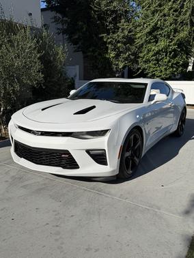 White 2017 Chevrolet Camaro 1SS