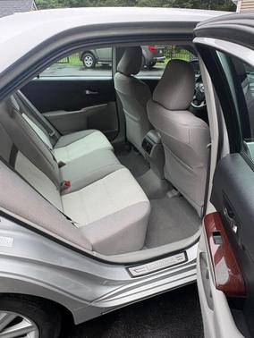 Silver 2014 Toyota Camry XLE