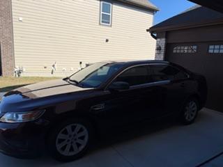 2012 Ford Taurus SE