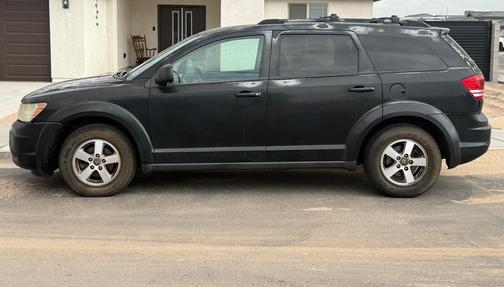 Black 2009 Dodge Journey SE