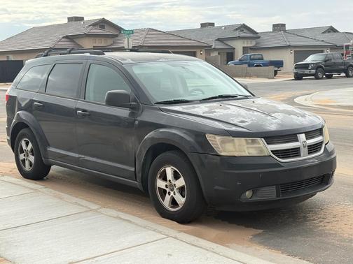 Black 2009 Dodge Journey SE