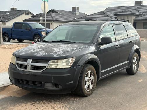 Black 2009 Dodge Journey SE