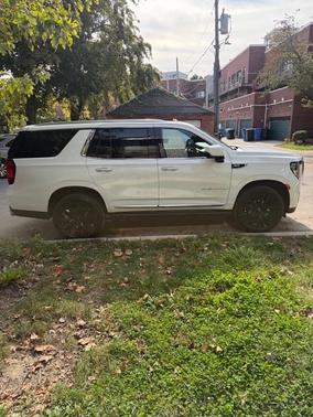 White 2021 GMC Yukon Denali