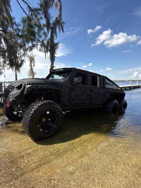 Black 2023 Jeep Gladiator Sport S