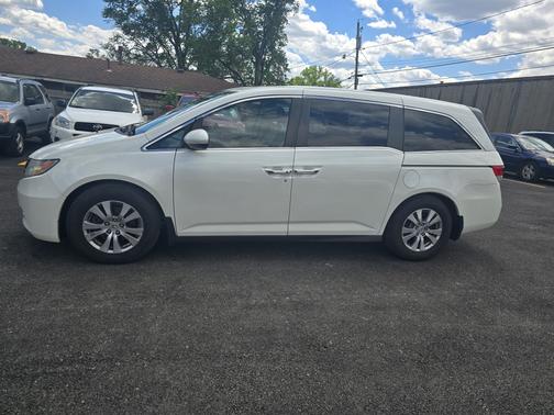 White 2014 Honda Odyssey EX-L