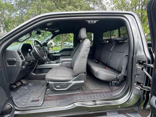 Gray 2016 Ford F-150 XLT