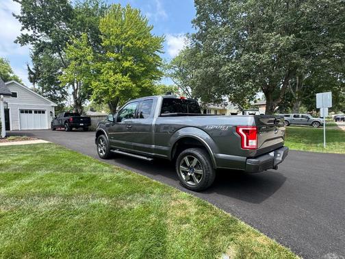 Gray 2016 Ford F-150 XLT